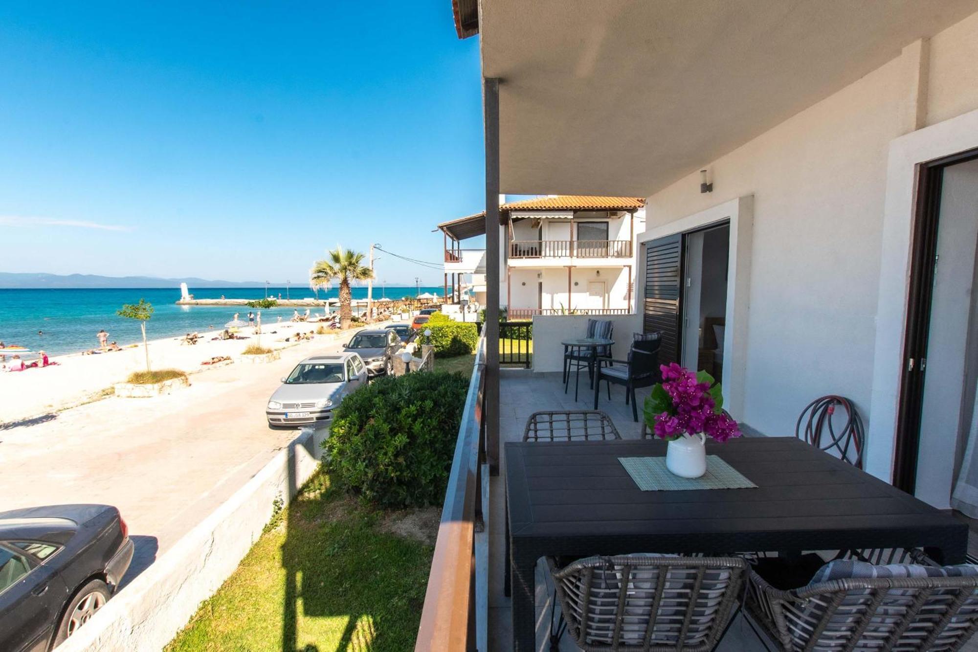 Houseloft Horizon Seafront Pefkochori Villa Kültér fotó