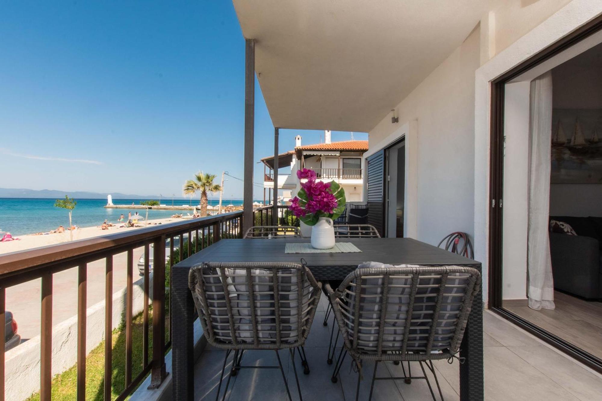 Houseloft Horizon Seafront Pefkochori Villa Kültér fotó